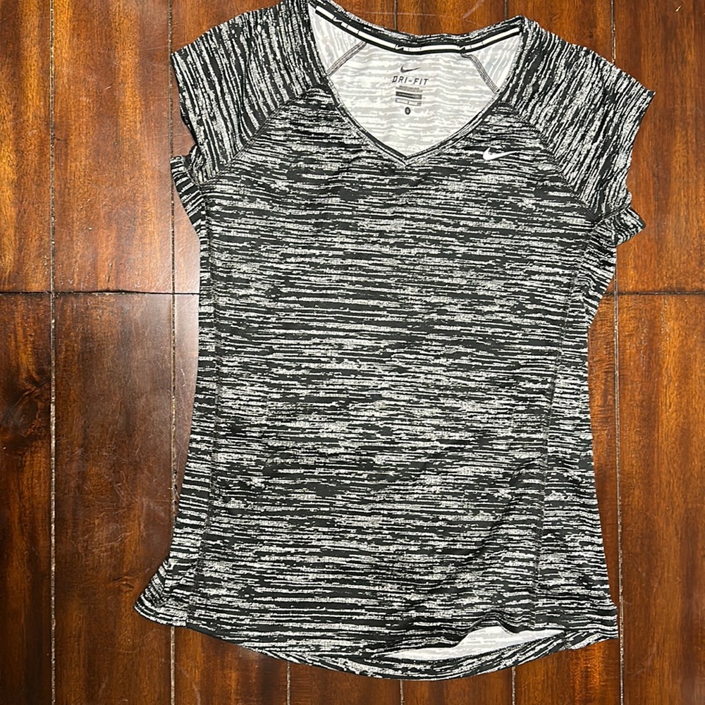 Nike dri fit tee